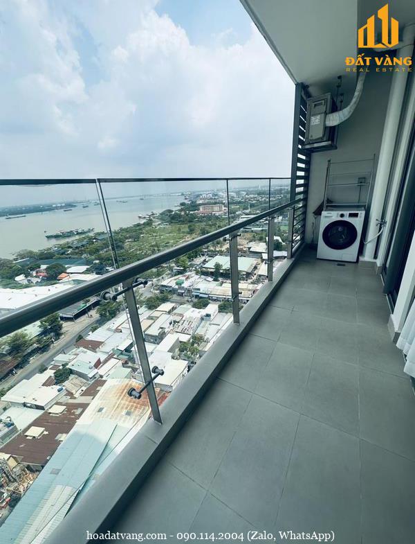River view Sky89 for rent on Hoang Quoc Viet street in District 7