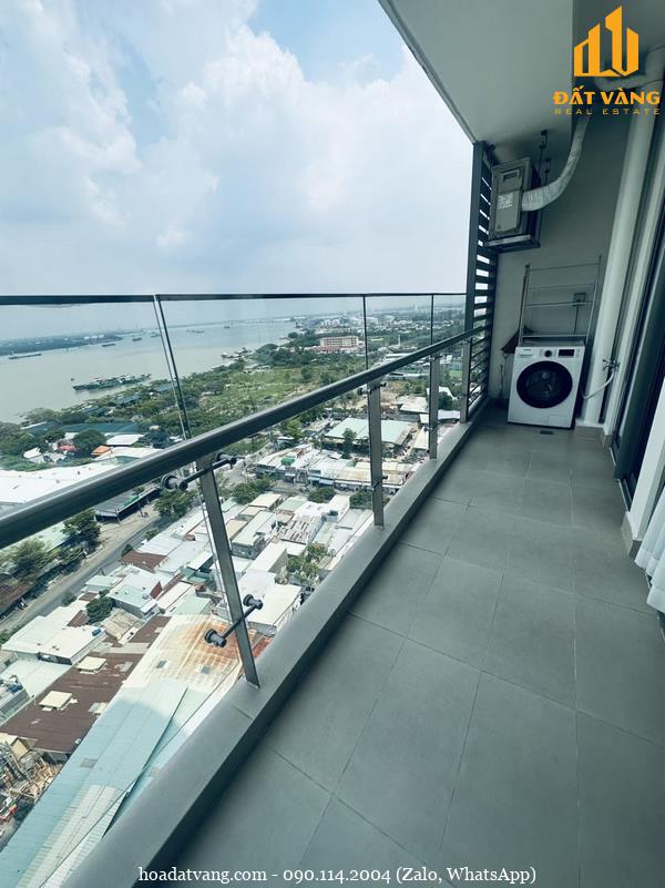 River view Sky89 for rent on Hoang Quoc Viet street in District 7